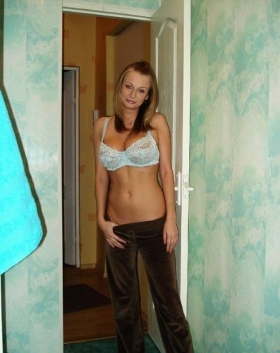 Лена - Проститутка Санкт-Петербурга +7(911)830-07-16